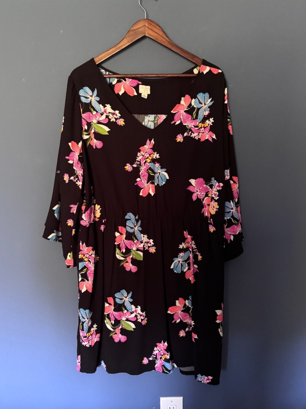 A New Day Black Floral V-Neck Dress with Bell Sleeves 2X NWOT